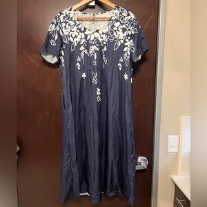 Noracora Chic Navy and White Floral Midi Dress NWT